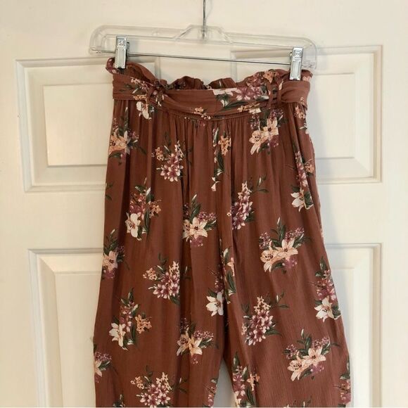American Eagle High Waisted Floral Print Pants Size S/P/CH - Picture 5 of 9